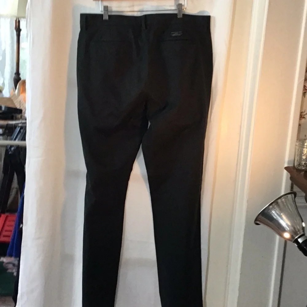Banana Republic 100% cotton 36x34 black men’s pants
